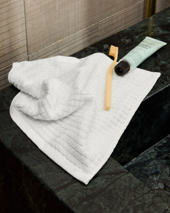 Sculpted Terry Bath Towels | Onsen – Onsen®